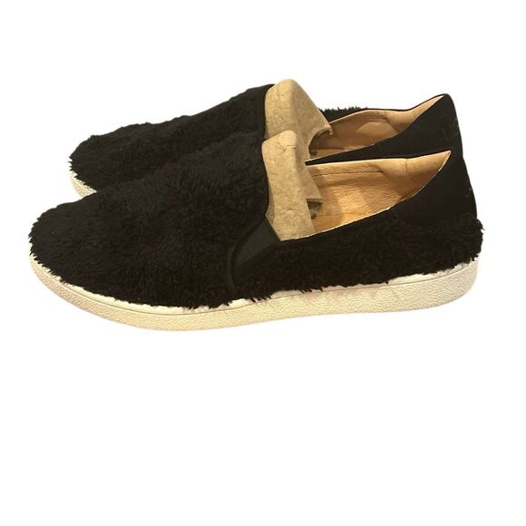 Ugg W.Ricci Sneakers Womens Sz.9.5 New in box - Picture 3 of 7